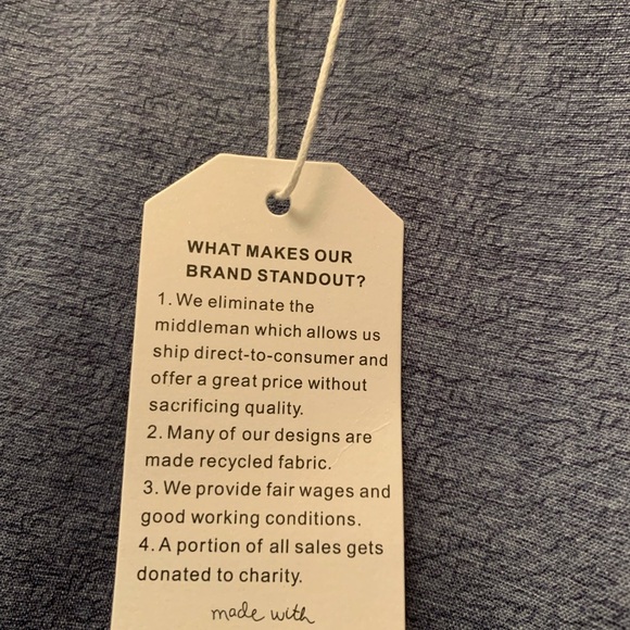 Silky Woman’s Top Plus Suze XXL From Torrid - Picture 3 of 5